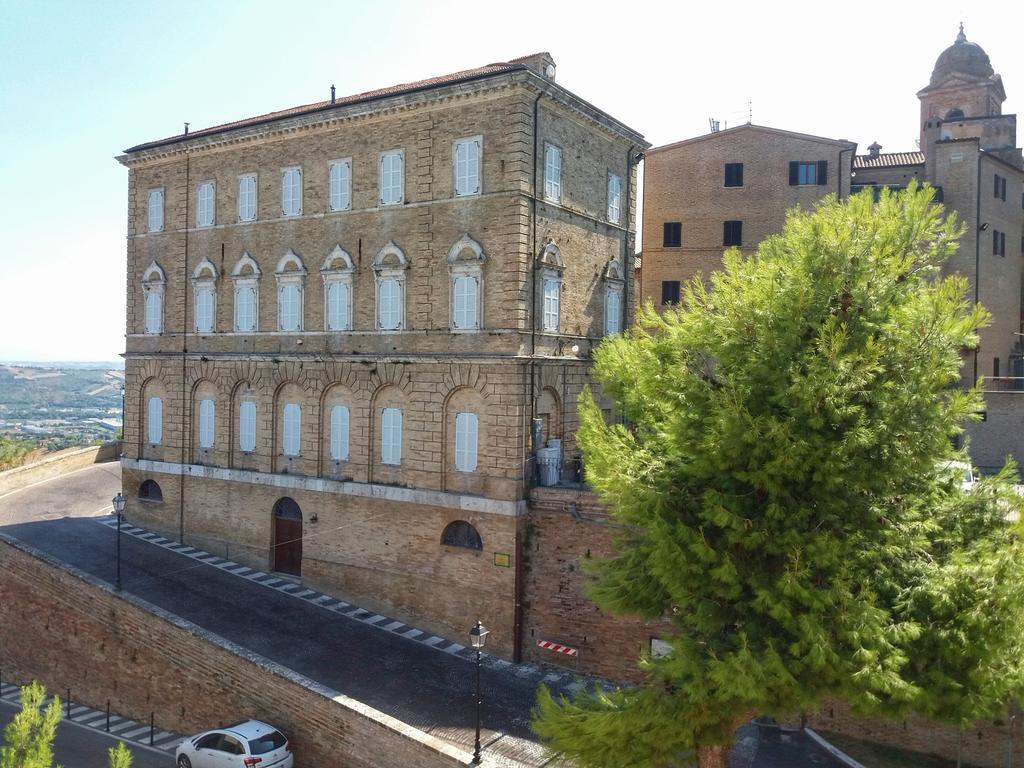 Hotel San Giacomo Монтепрандоне Екстериор снимка