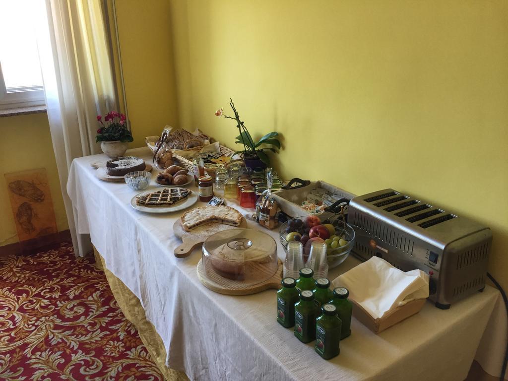 Hotel San Giacomo Монтепрандоне Екстериор снимка